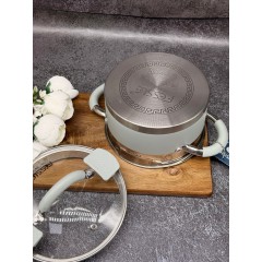 Кастрюля из нержавеющей стали с силиконовыми вставками с крышкой FESSLE диаметр 16 см (1.8 л) 