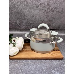 Кастрюля из нержавеющей стали с силиконовыми вставками с крышкой FESSLE диаметр 22 см (4.5 л)